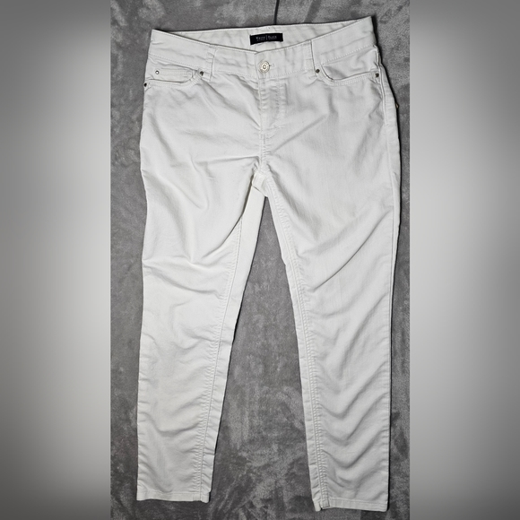 White House Black Market Women's White Slim‎ Ankle Denim Pants  2R - Picture 1 of 15